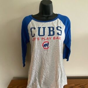 5th & Ocean Chicago Cubs Long Sleeve Tee - Blue and Gray